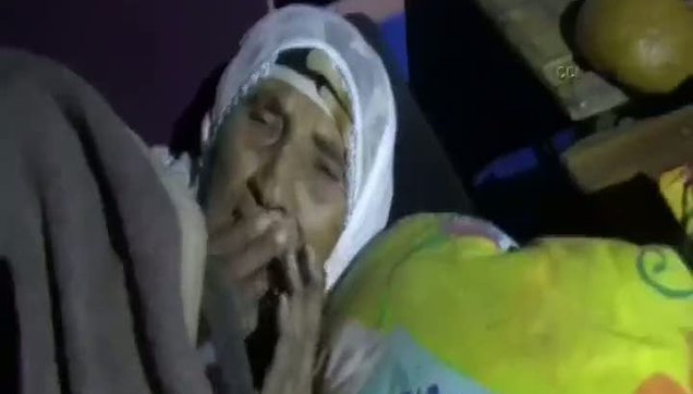 Ölüme terk edilen yaşlı çifti asker kurtardı-2