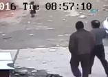 Minik kız bu otomobilin altından sağ çıktı