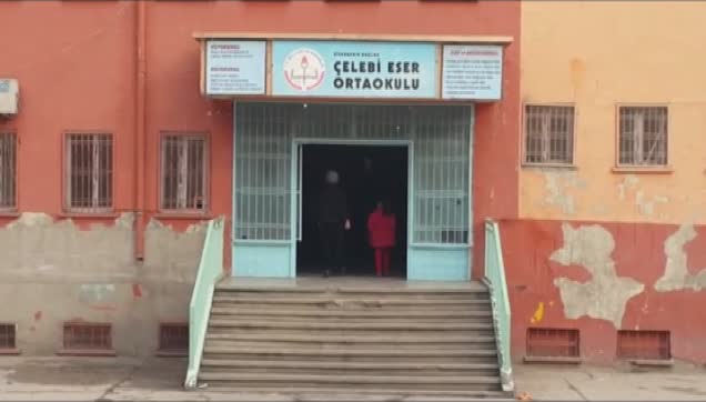 Teröristler karne alan çocuklara bomba attı-3