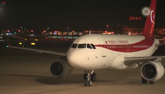 Davutoğlu sabah namazını Kabe'de kıldı-2