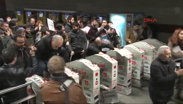 ÖDP'lilerden kaçak yolculuk-1