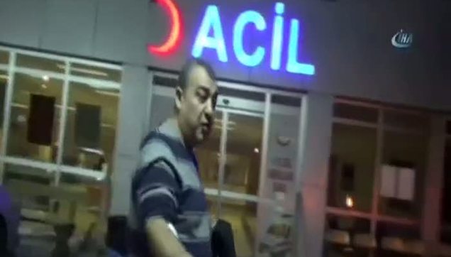 Öpüşürken sevgilisinin dilini koparttı!-3