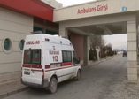 Eski koca şüphelendiği gencin kafasını satırla parçaladı