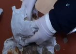 Dilenci topladığı paraları ekmek arası yapmış