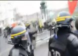 PKK yandaşları Fransız polisinden dayak yedi