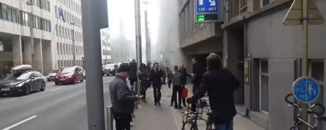 Brüksel'de 4 yerde patlama-2