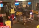 Rusya'da havalimanı çalışanları bagajlardan eşya çalıyor