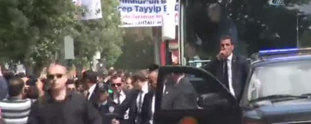 Erdoğan'a sürpriz karşılama-1