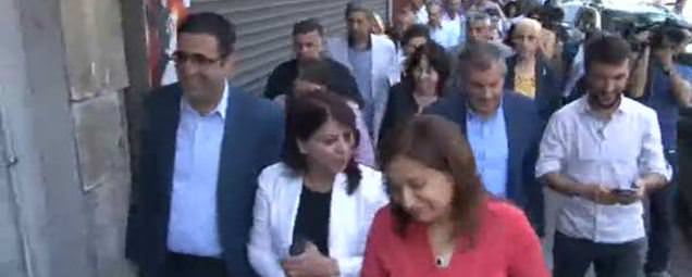 HDP'lileri polisler korudu-1