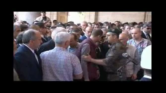 Cenazede neden Kılıçdaroğlu'nun yanında durmadı?