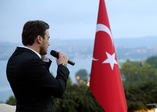 Mustafa Ceceli ezan okudu