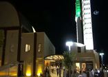 Aşırı sıcaklarda sunrooflu camii ilgi görüyor