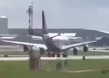 Bu pilot ne yapmaya çalışıyor?