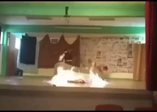 Öğrenciler bir anda alevler içinde kaldı