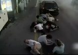 İşte tankın sivil halka ateş açtığı an!