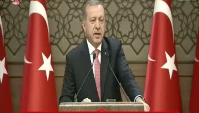 Erdoğan: "Bu milletin evlatlarının tankların altına yatabileceğini planlayamadılar"