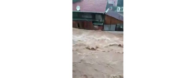 Bartın’da mahsur kalan 47 kişi kurtarıldı-1