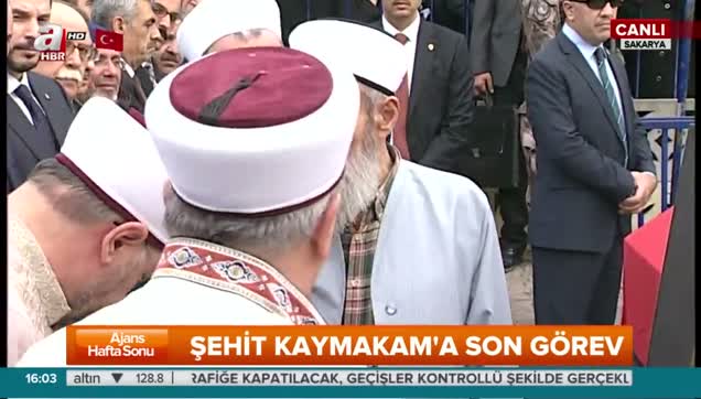 Şehit kaymakamın babasından ağlatan veda-1