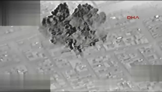 TSK, DEAŞ'ın karargahını başına yıktı!-1