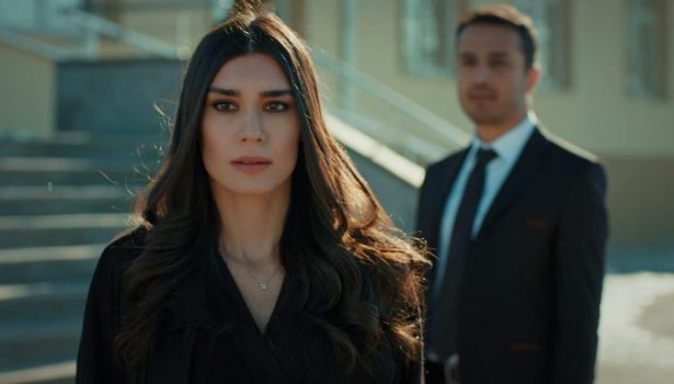 Aşk ve Mavi 17. bölüm fragmanı