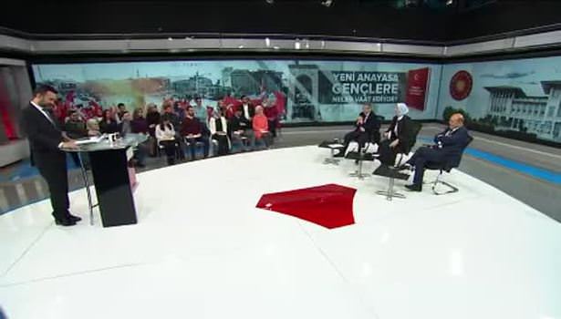 Anayasa değişikliğiyle kadının siyasetteki rolü ne olacak?