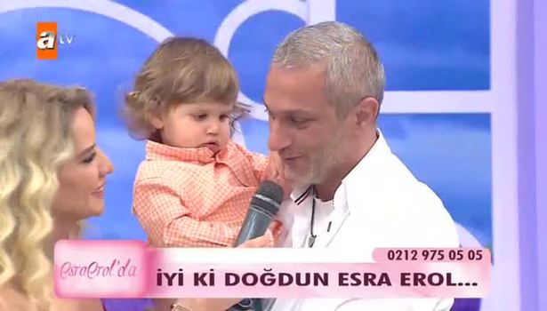 Canlı yayında Esra Erol'a sürpriz