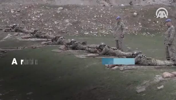 Arzu Astsubay 'komando brövesi' için zorlu eğitimde