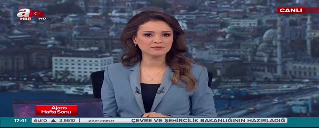 İki metrobüs kafa kafaya çarpıştı! Yaralıların olduğu belirtiliyor-1