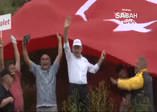 Kemal Kılıçdaroğlu yürüyüş sırasında böyle düştü