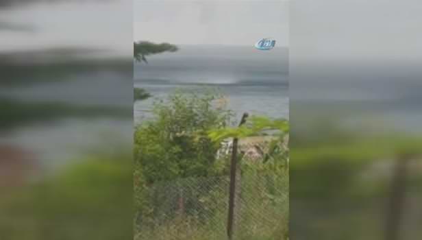 Riva'da korkutan hortum kamerada