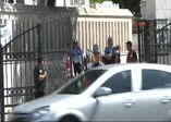 Cumhurbaşkanı Erdoğan anne ve babasının mezarını ziyaret etti