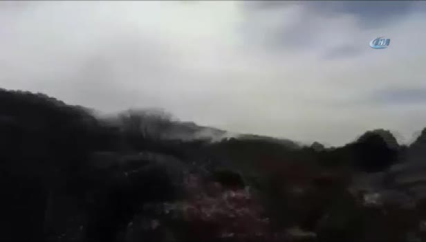 Helikopterler teröristlere bomba yağdırdı