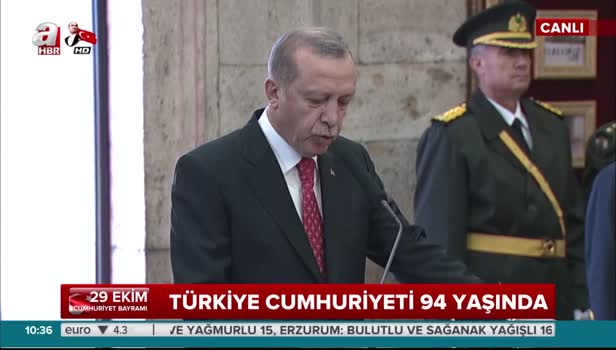 Erdoğan Anıtkabir Özel defterini imzaladı
