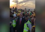 Kuveyt'teki Türk işçiler Erdoğan'ı bu tezahüratla karşıladı