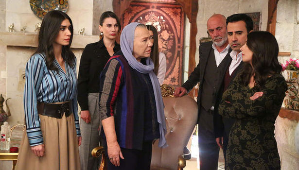 Aşk ve Mavi 49. Bölüm