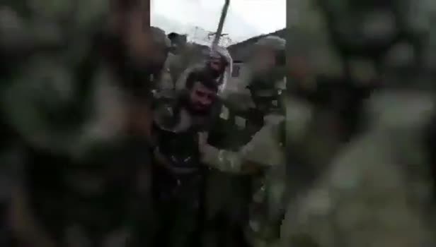 Yakalanan YPG'li terörist ’Türk askerine verin’ diye yalvardı