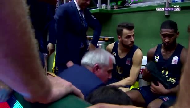 Fenerbahçe'nin koçu Obradovic'ten skandal hareket