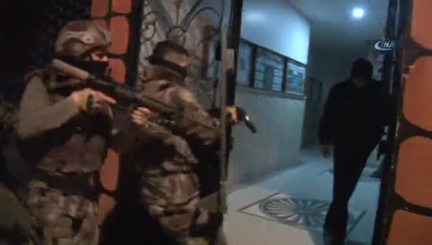 Furkan Vakfı'na operasyon