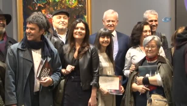 CHP'den alkollü kutlamalı açılış