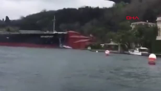 İşte geminin yalıya çarpma anı!